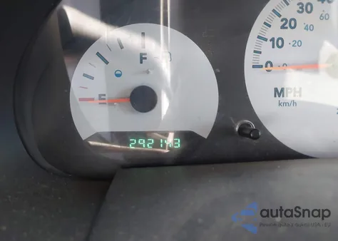 2005 Chrysler Town & Country из США, поврежденный, VIN 1C4GP45R55B341902